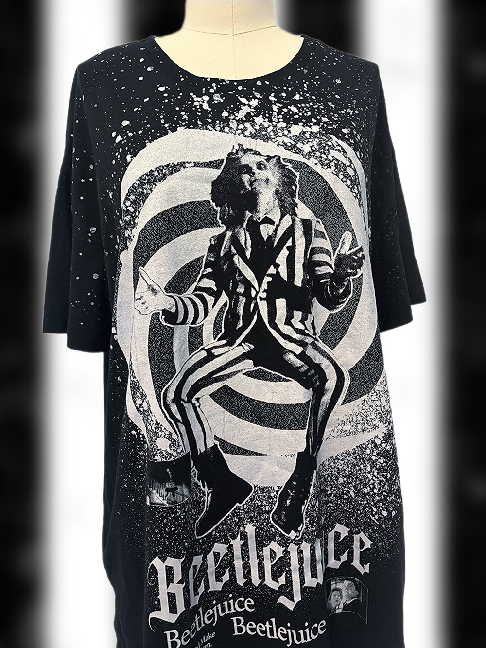 Beetlejuice Spiral Graphic Black Tee 2XL